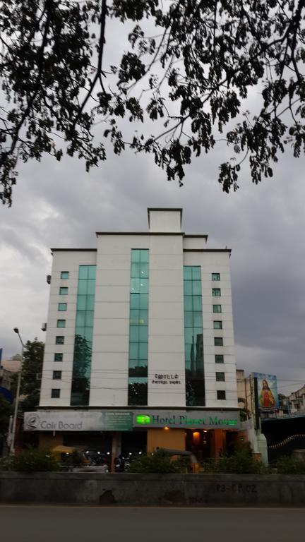 Hotel Planet Mount Chennai Esterno foto