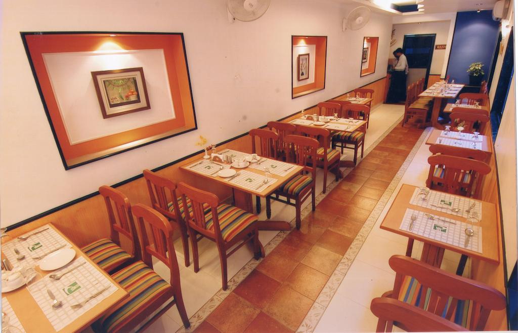 Hotel Planet Mount Chennai Esterno foto