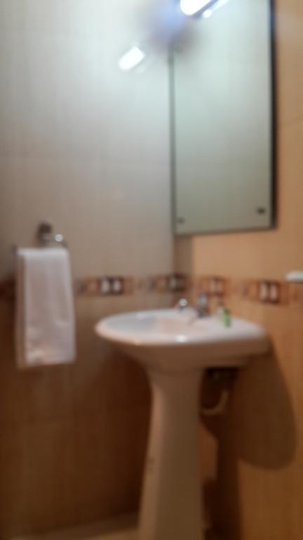 Hotel Planet Mount Chennai Esterno foto